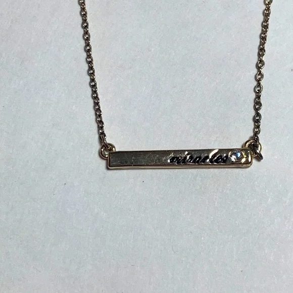 White House Black Market Necklace - Picture 5 of 5